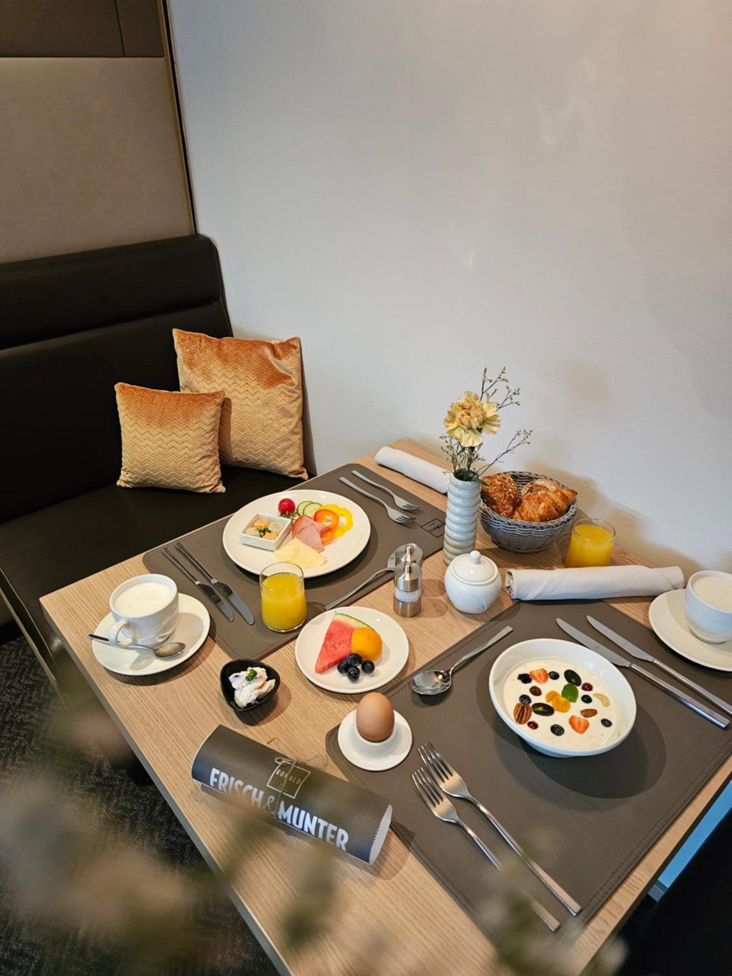 Hotel Kowald Loipersdorf Loipersdorf bei Fuerstenfeld Luaran gambar